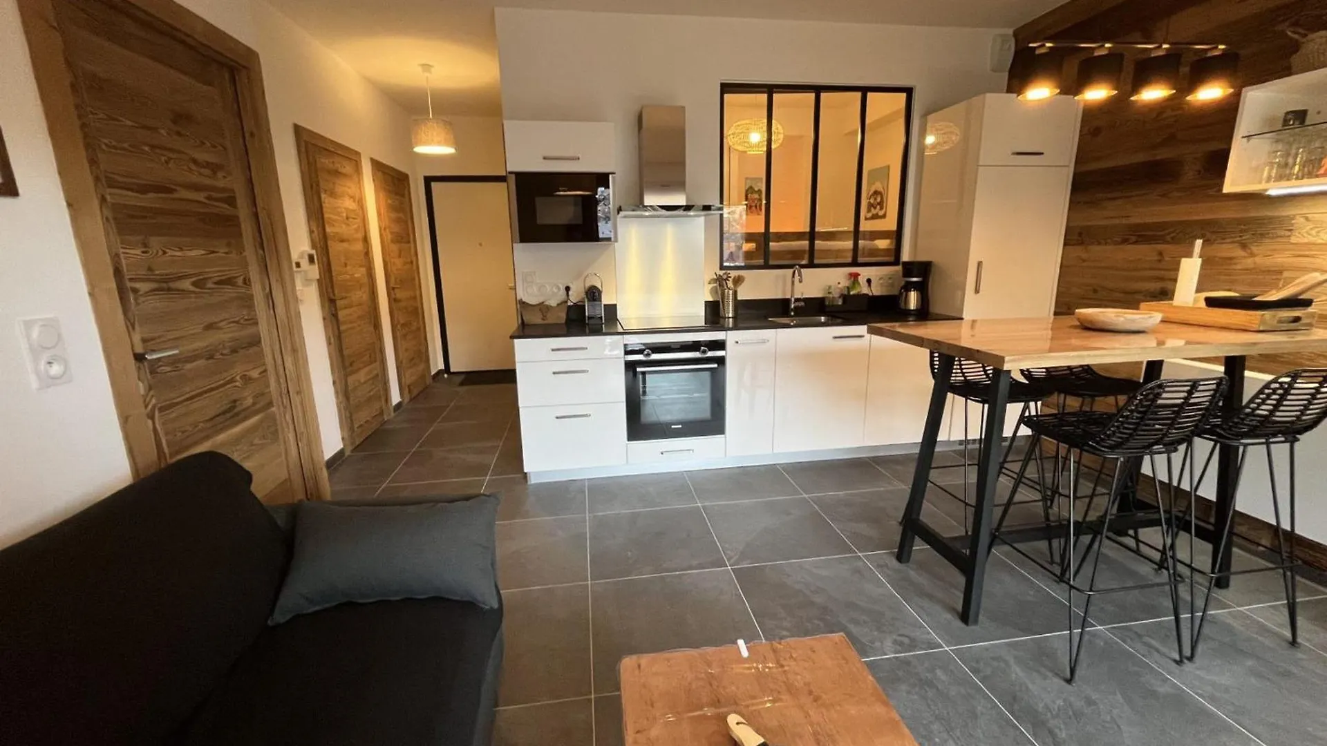 Chatel: Appartement Neuf 4 Pers, Terrasse, Parking, Local A Skis, Wifi, Menage Inclus - Fr-1-198-261 Apartment Chatel